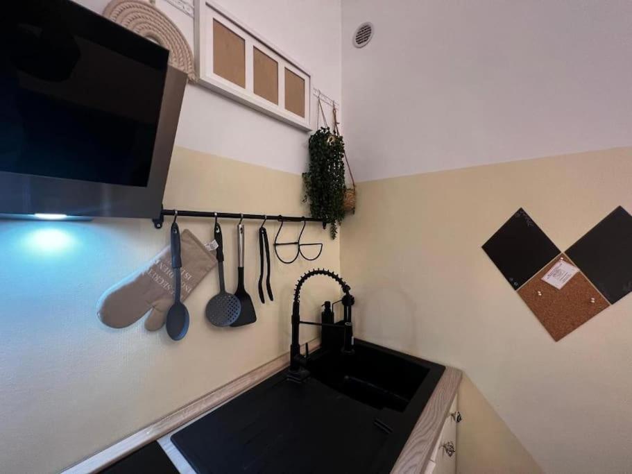 La Regina Delle Locazioni Ai Navigli 1 Appartement Milaan Buitenkant foto